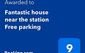 Fantastic House Near The Station Free Parking