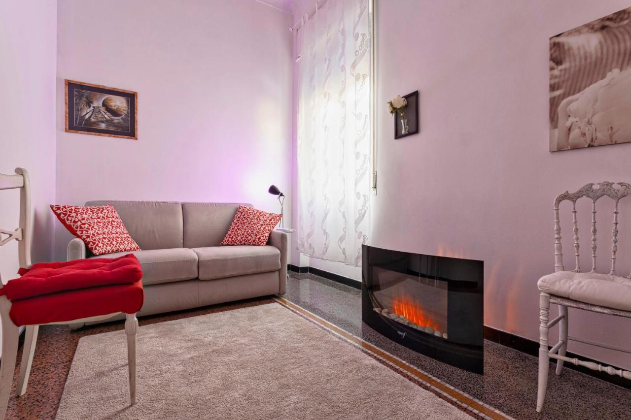 Apartamento Fantastic House Near The Station Free Parking Génova Exterior foto